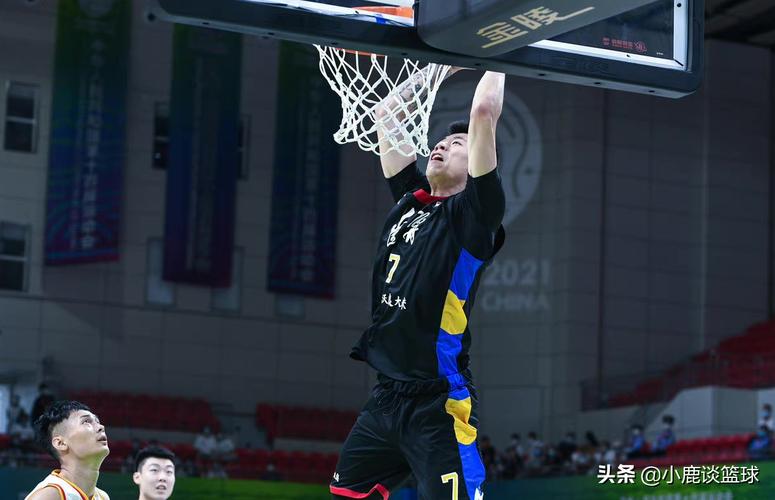 辽宁体育频道现场直播篮球比赛